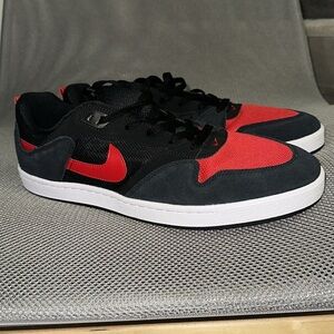 NIKE SB ALLEYOOP NEW , size 14, very comfy, last one! CJ0882